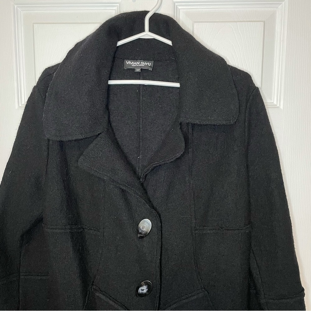 VIVIAN Shyu 100% Wool Made in Canada EUC Classic Black Button Coat small - Picture 4 of 8